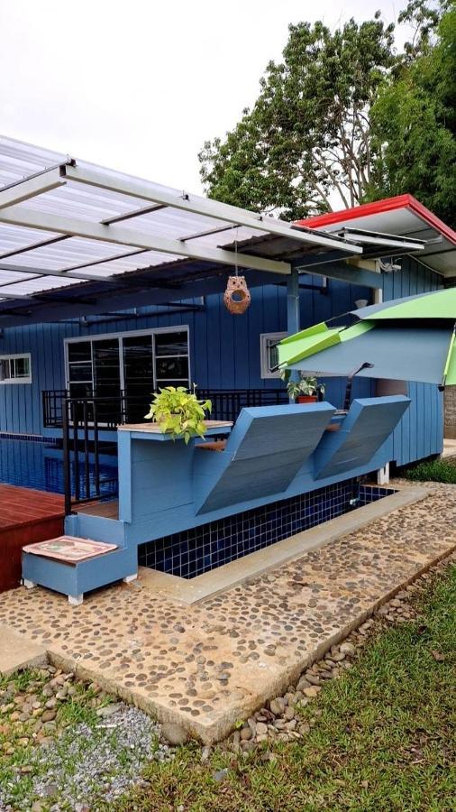 치앙라이 Mana Pool House B&B 외부 사진