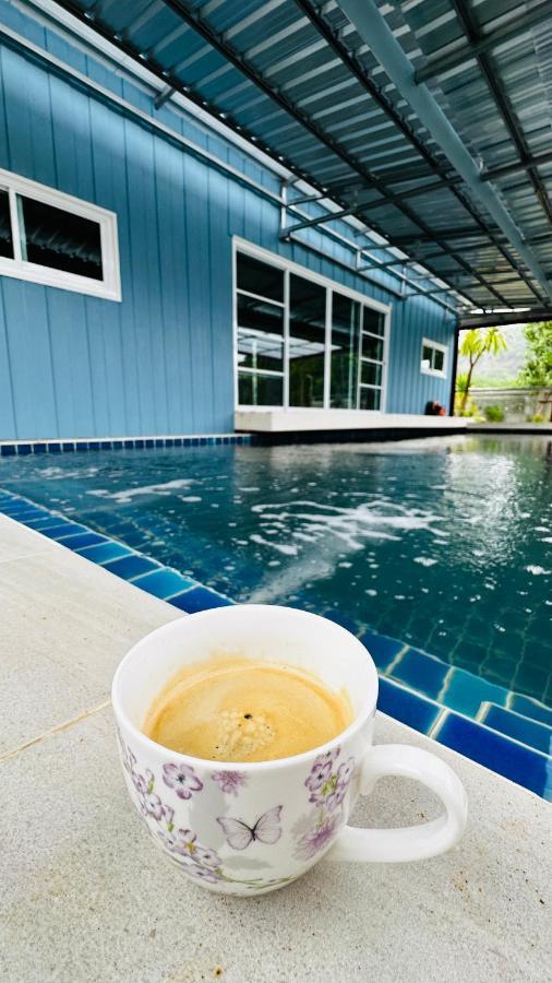 치앙라이 Mana Pool House B&B 외부 사진